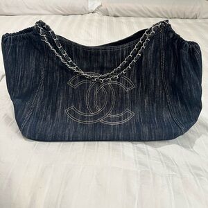New! Beautiful blue jeans classic Chain-Handle Shoulder Bag